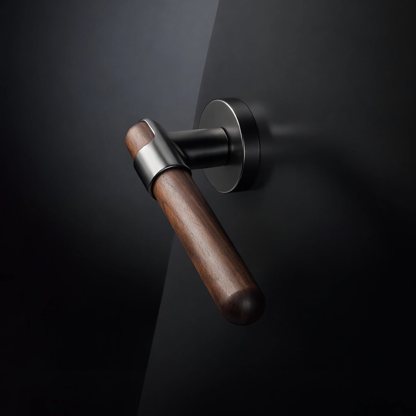 Wagoneer Lever Handle on Round Rose & Cylinder Escutcheon