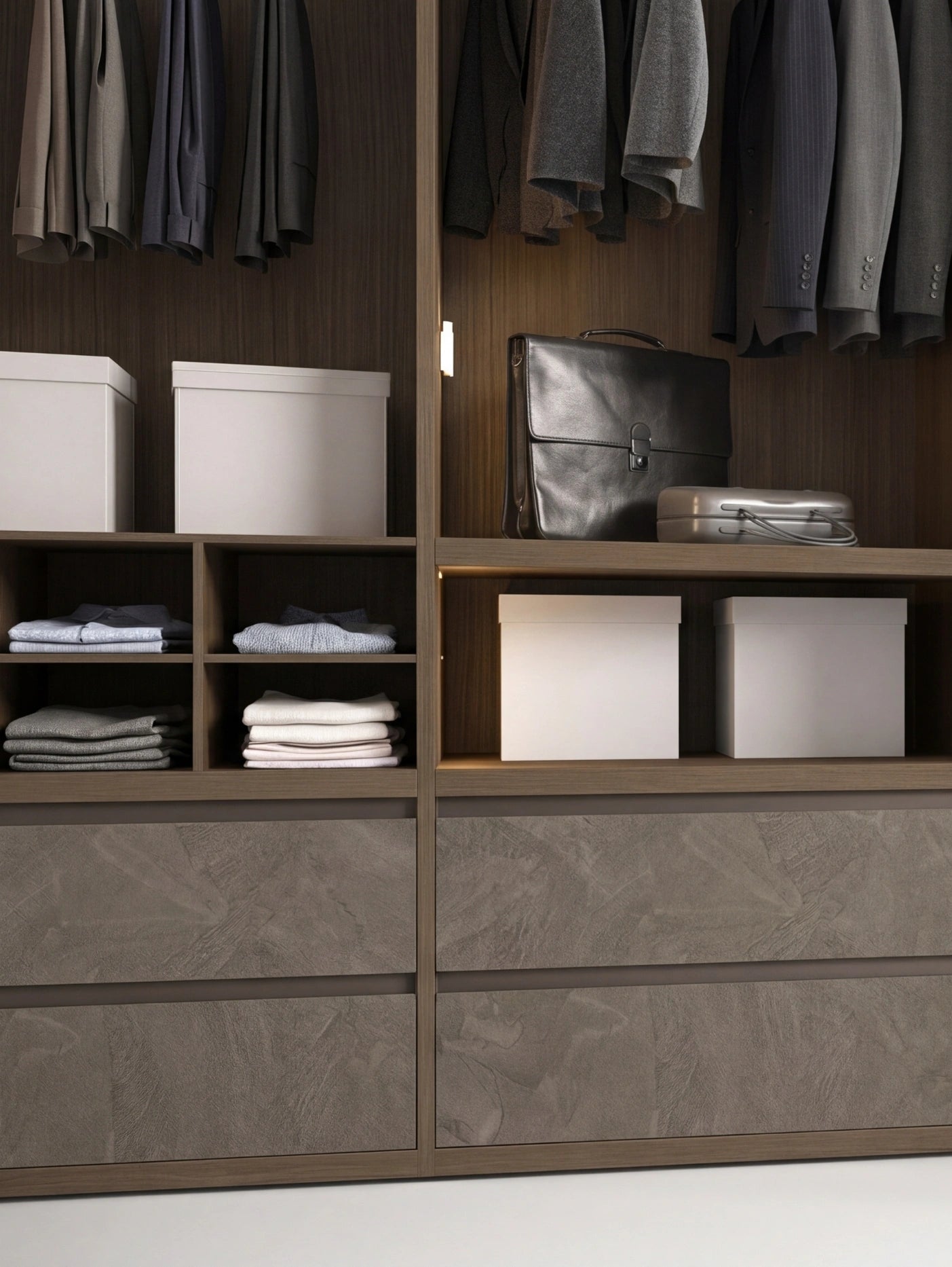 Modular Cabins Taurus Walk-In Wardrobe Linear T523