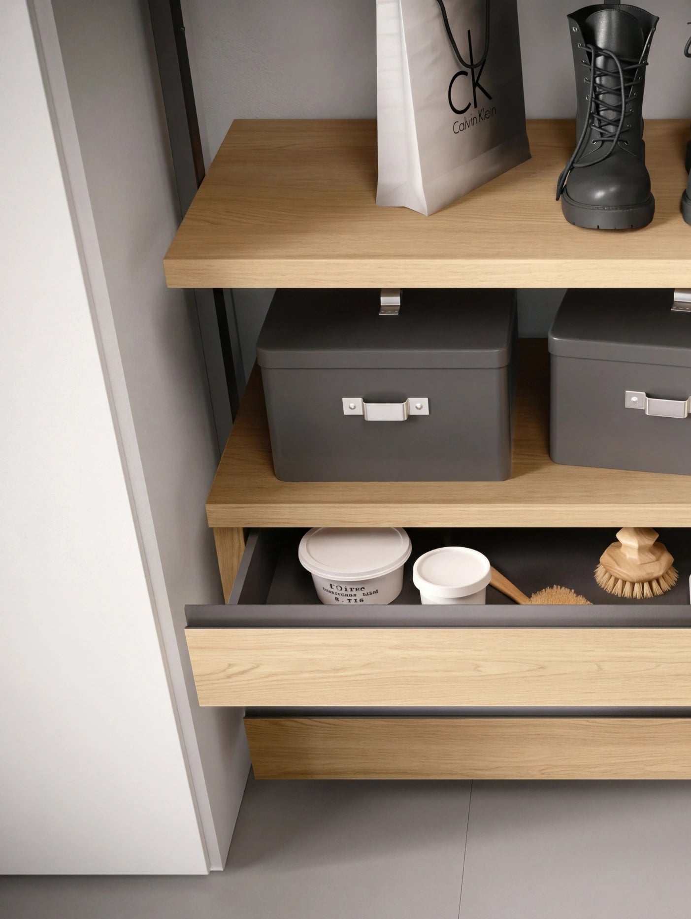 Cabin With Masts Virgo Walk-In Closet Between Two Hinged Wardrobes V326