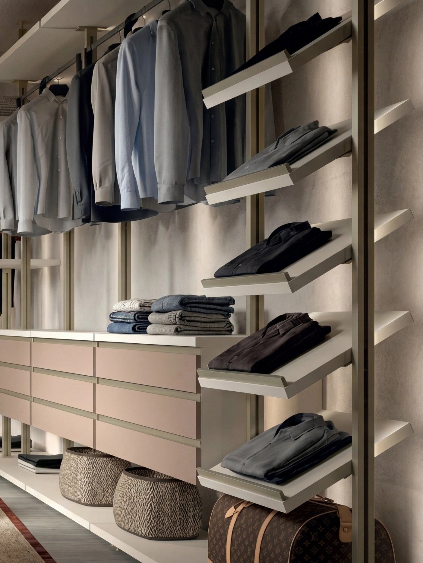 Cabin With Masts Virgo Corner Attic Walk-In Closet V323