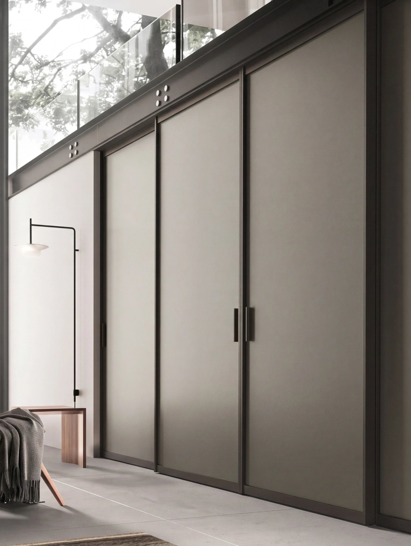 Portal With Lacquered Sliding Doors With Ceiling Rails P626